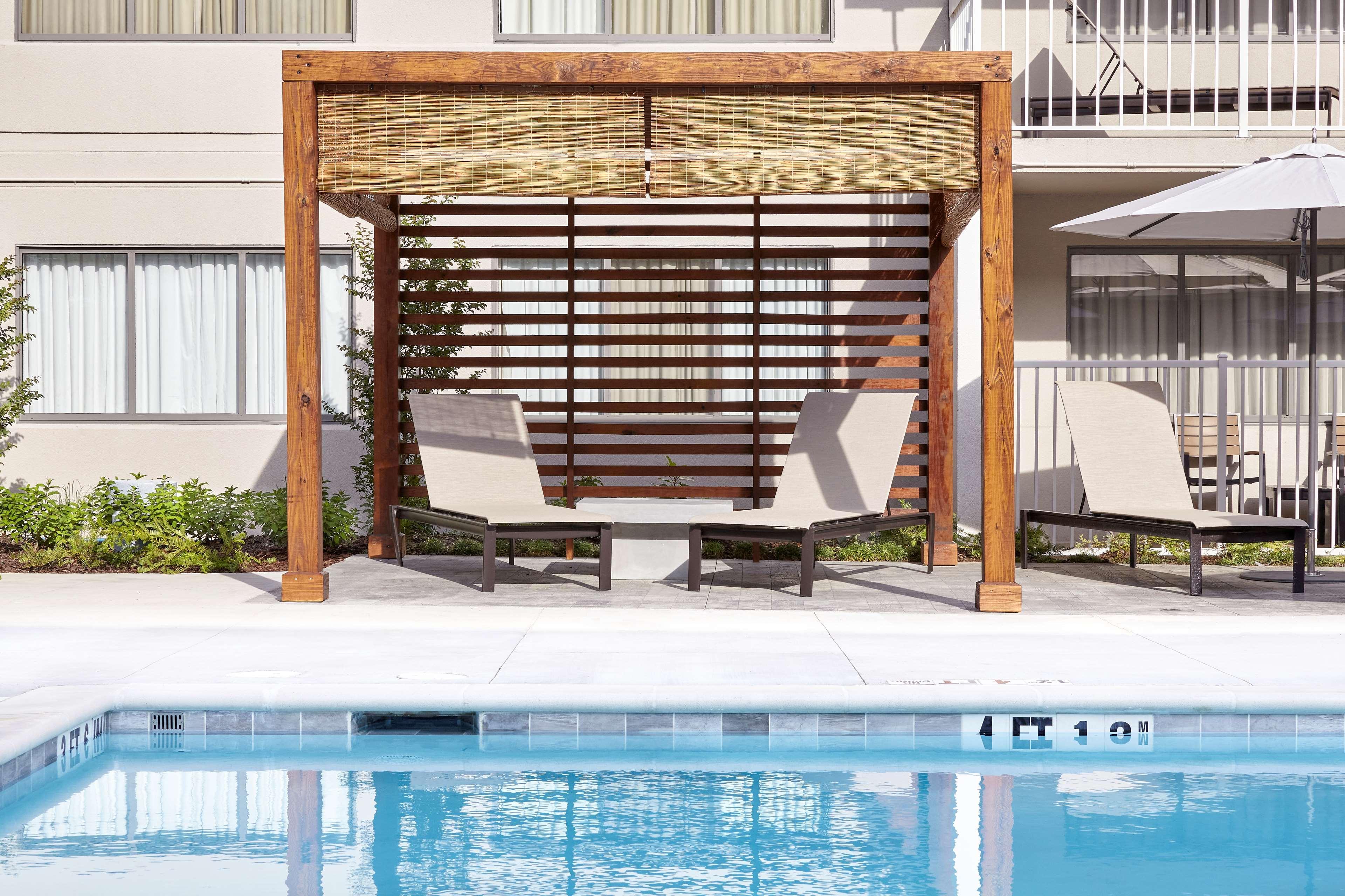 Doubletree Suites By Hilton Nashville Airport Exterior photo