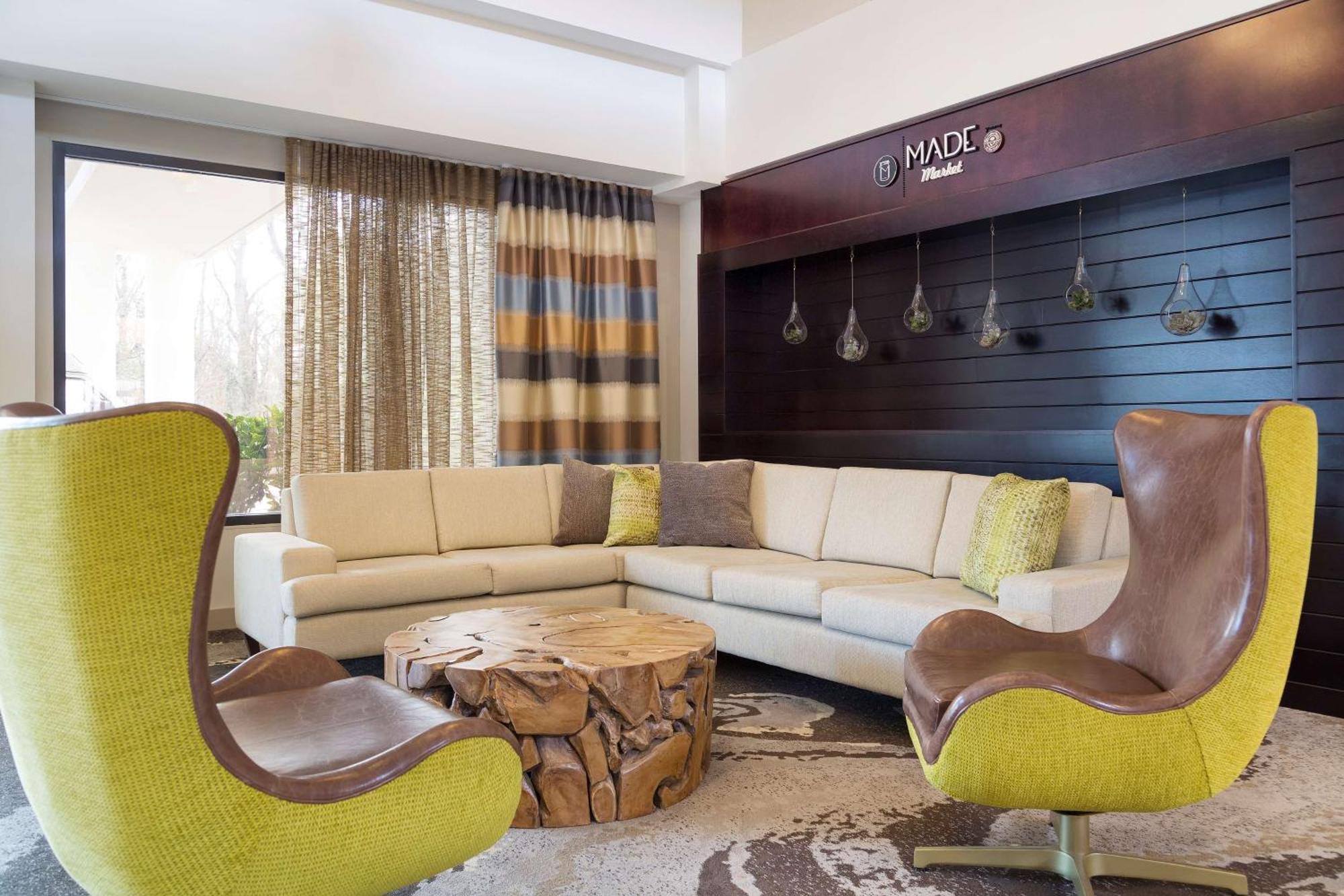 Doubletree Suites By Hilton Nashville Airport Exterior photo