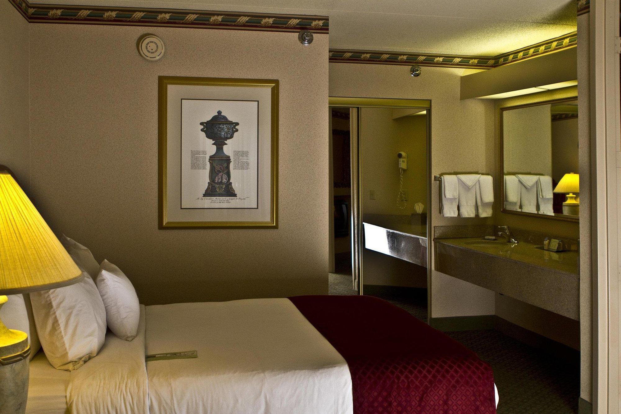 Doubletree Suites By Hilton Nashville Airport Exterior photo